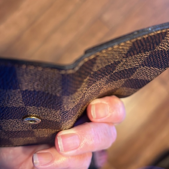 Louis Vuitton Damier Key/Card Holder - Picture 6 of 8